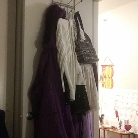 White zippered hoodie - Picture 1 of 1